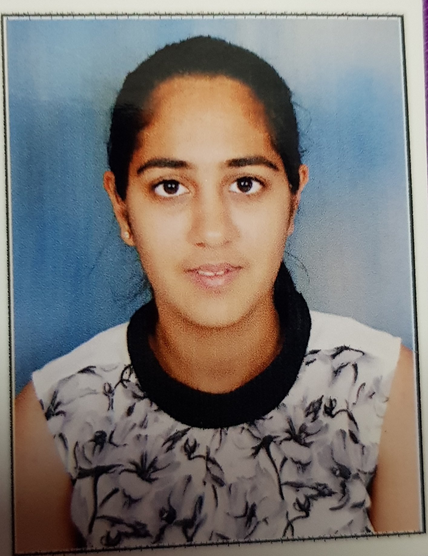Divya khurana