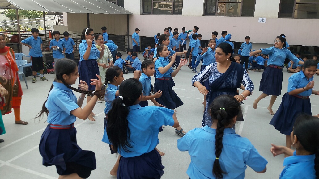Hilarious Start of Summer Workshops in BVM, Kitchlu Nagar