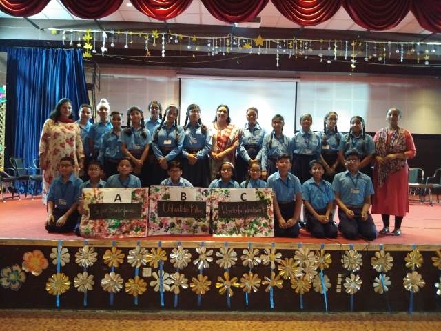 English Quiz Contest conducted