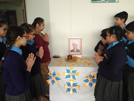 Tribute to the great symbol of martyrdom S. Kartar Singh Sarabha